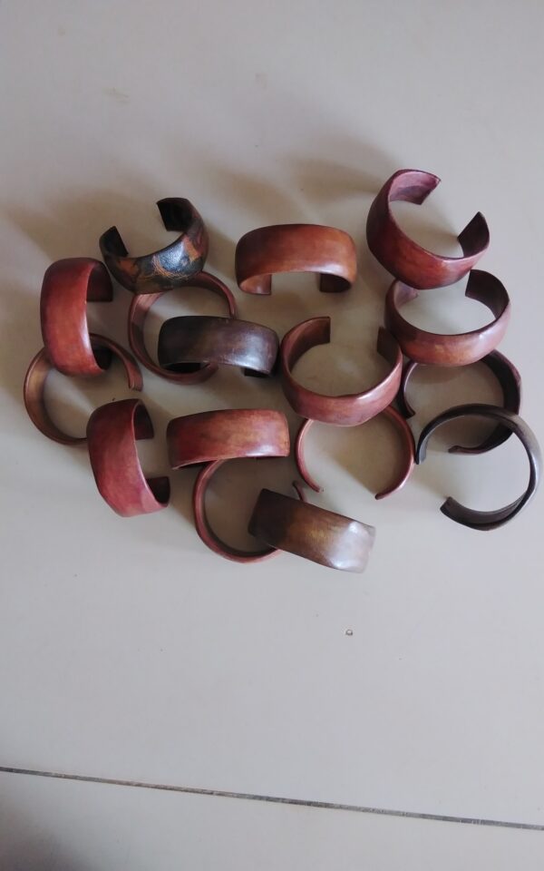 Bracelets en bois