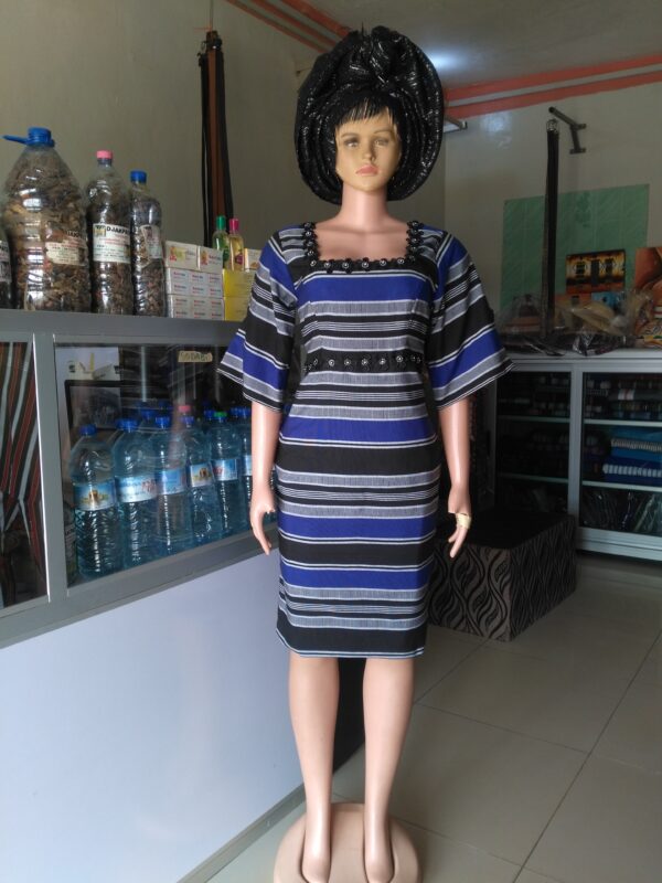 Robe en pagne tissé courte – Image 3