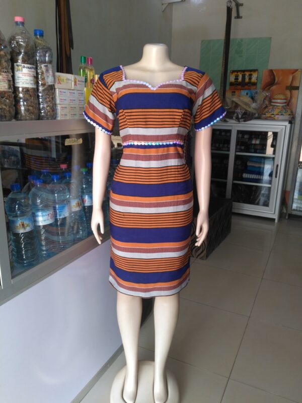 Robe en pagne tissé courte – Image 2