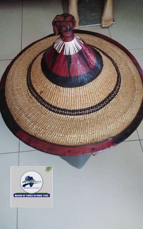 Chapeau en paille grand