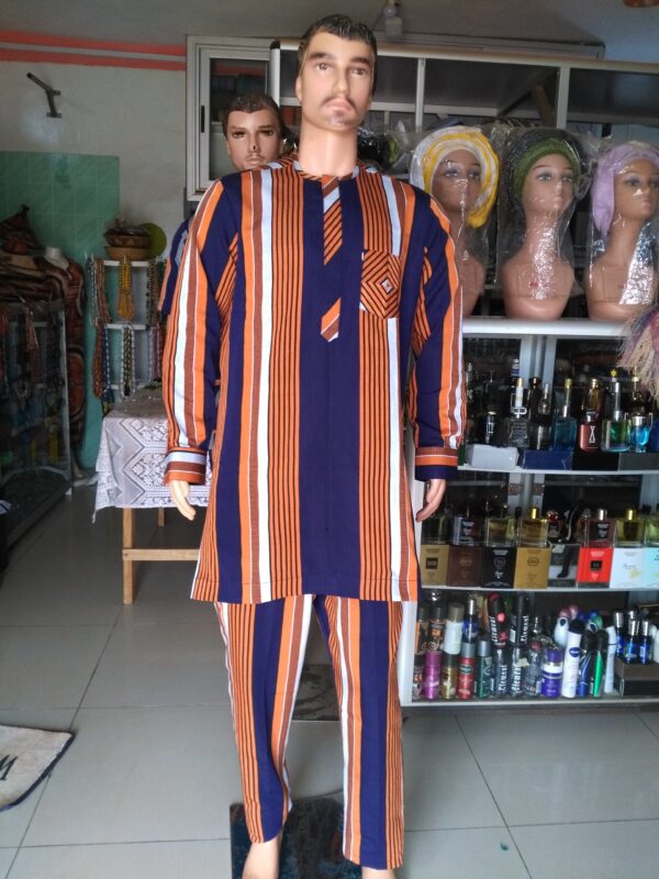 Goodluck en pagne tissé orange bleu nuit
