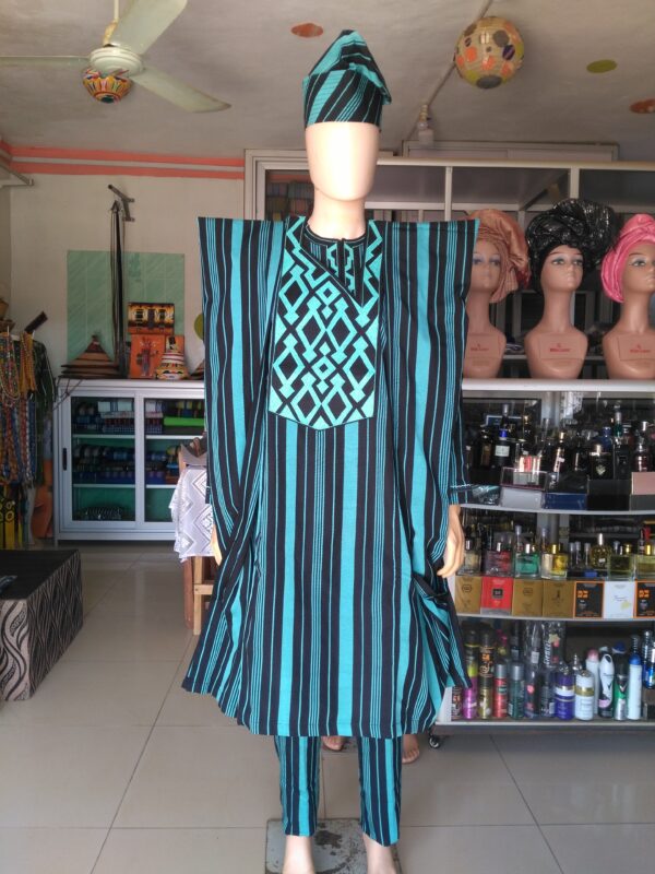 Trois pièces agbada en pagne tissé vert
